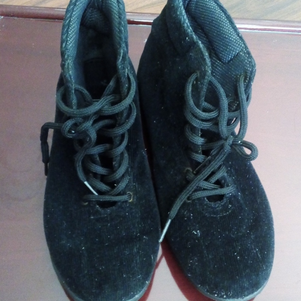 Black boots